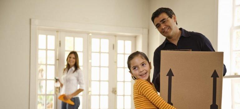 Family moving into new home - long distance movers Brooklyn NY