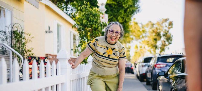 nice old lady smiling, neighbor