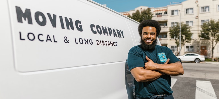 moving company van and staff