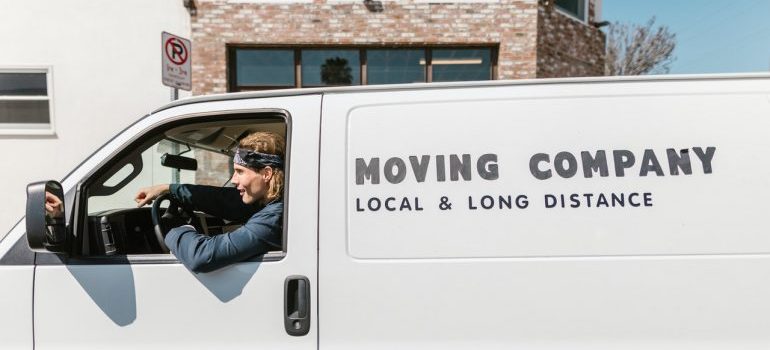 Ways to prepare for moving from Dallas is hiring a moving company