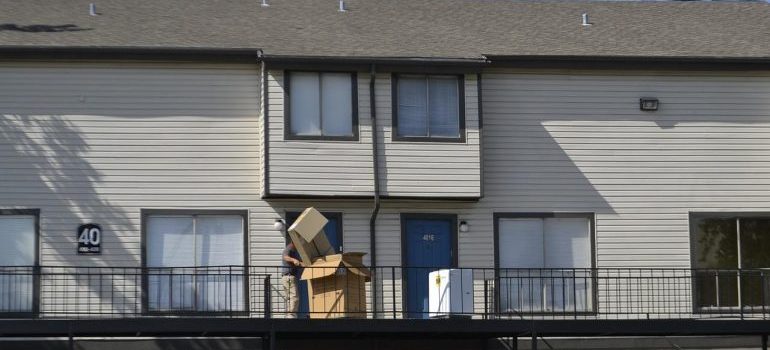 Cajas de empaquetado para mudarse a Texas