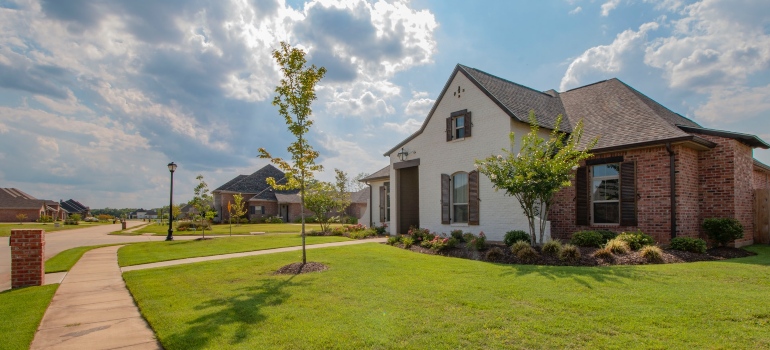 una casa para obtener al pasar a Bellaire, TX