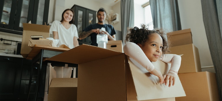 family getting ready to move with the help of long distance movers San Antonio has to offer