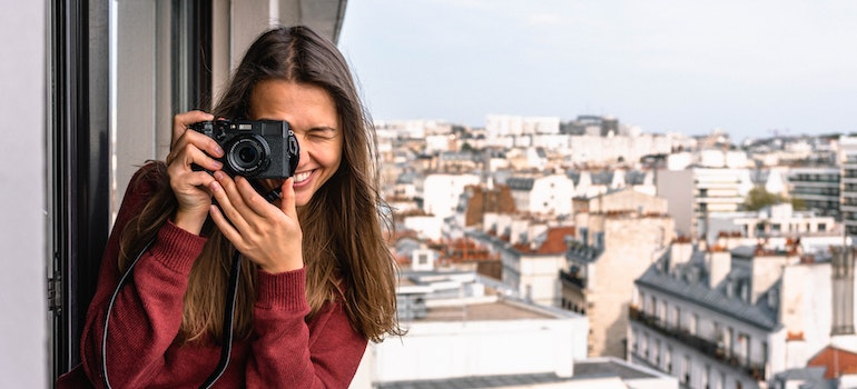 la persona que toma la foto puede puede decidir Si la mudanza de Larga Distancia Es el adecuado para Usted