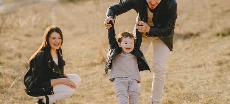 a family happy because they were able to adjust after moving from New Braunfels to Long Island with ease