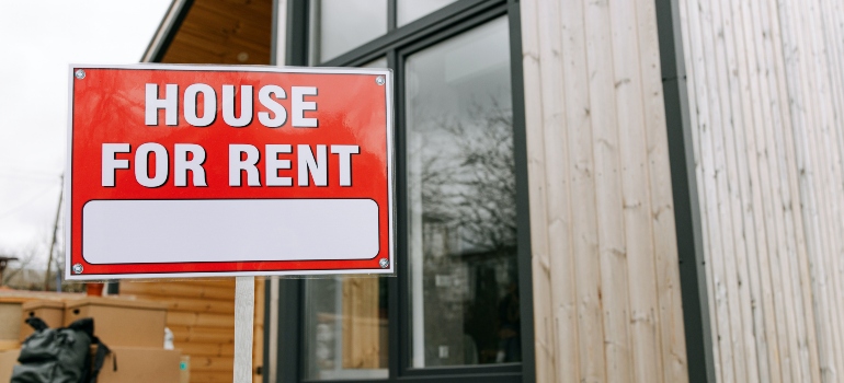 a "house for rent" sign